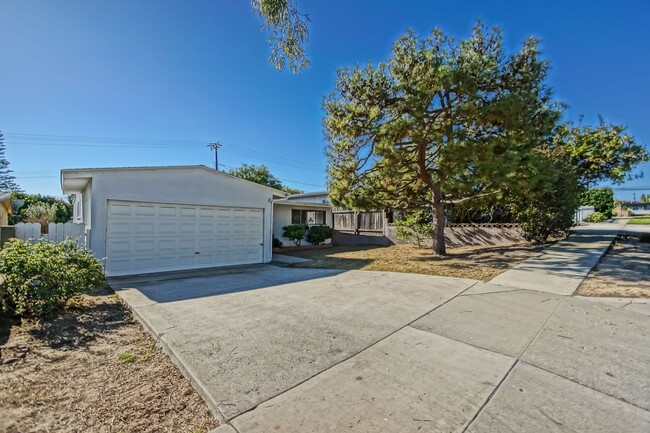 1320 Curtis Ave in Manhattan Beach, CA - Building Photo - Building Photo