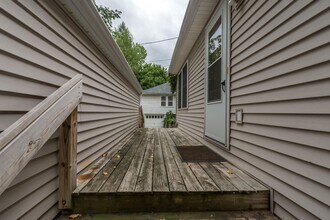 505 S Highland Ave in Bloomington, IN - Foto de edificio - Building Photo