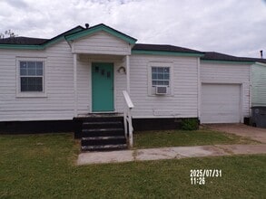 2616 SW Cornell Ave in Lawton, OK - Building Photo - Building Photo