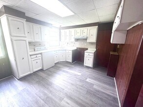 134 Boyd Ave in Jersey City, NJ - Building Photo - Building Photo