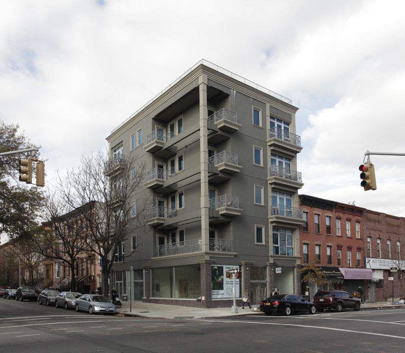 1074 Bedford Ave in Brooklyn, NY - Building Photo