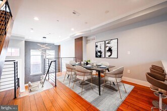 605 McClellan St in Philadelphia, PA - Foto de edificio - Building Photo