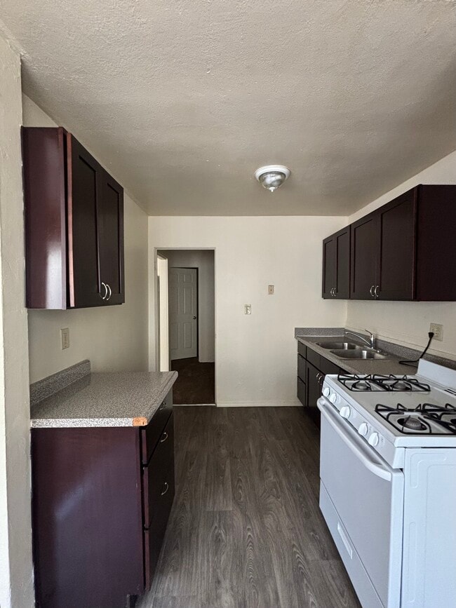 Island Gardens Apartments - Affordable