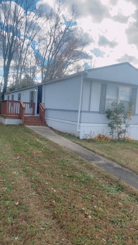 7720 N Hen Peck Rd in Quinton, VA - Building Photo - Building Photo