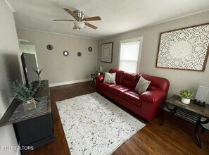 2219 Atchley St in Knoxville, TN - Building Photo - Building Photo