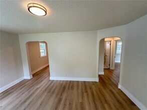 1650 Prescott St S in St. Petersburg, FL - Building Photo - Building Photo