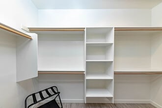 3611 Breakwater Dr in Lake Havasu City, AZ - Building Photo - Building Photo