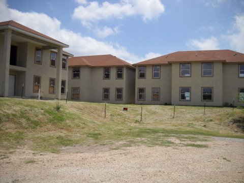 10800 Oconnor Rd in Live Oak, TX - Building Photo