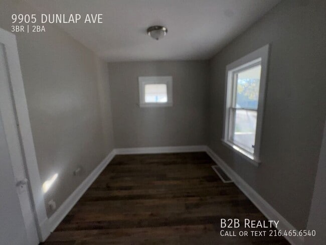 9905 Dunlap Ave in Cleveland, OH - Building Photo - Building Photo