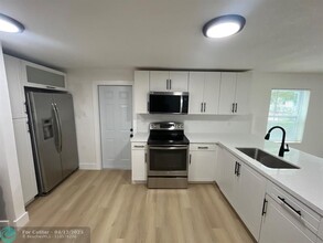 519 NW 12th Ave in Fort Lauderdale, FL - Building Photo - Building Photo