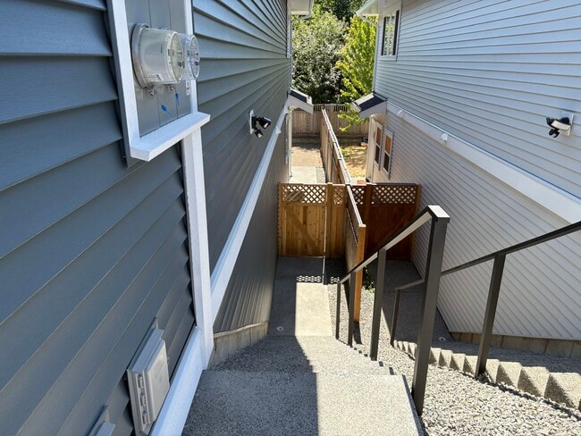 property at 4549 Suncrest Rd