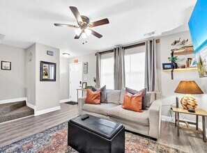 400 Rhonda Kay Ct in Fort Walton Beach, FL - Foto de edificio - Building Photo