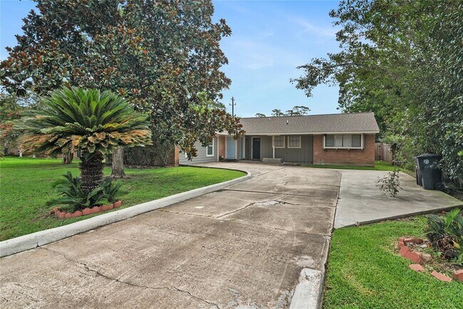 property at 1622 Hollow Hook Rd