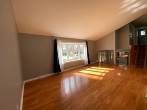 1403 Sauk Ln in Mount Prospect, IL - Building Photo - Building Photo