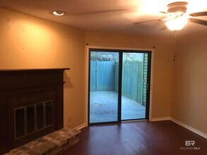 36 Summer Oaks Dr in Daphne, AL - Building Photo - Building Photo