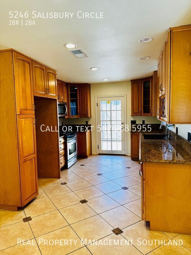 5246 Salisbury Cir in La Palma, CA - Building Photo - Building Photo