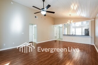 1946 Larkwood Dr in Apopka, FL - Building Photo - Building Photo