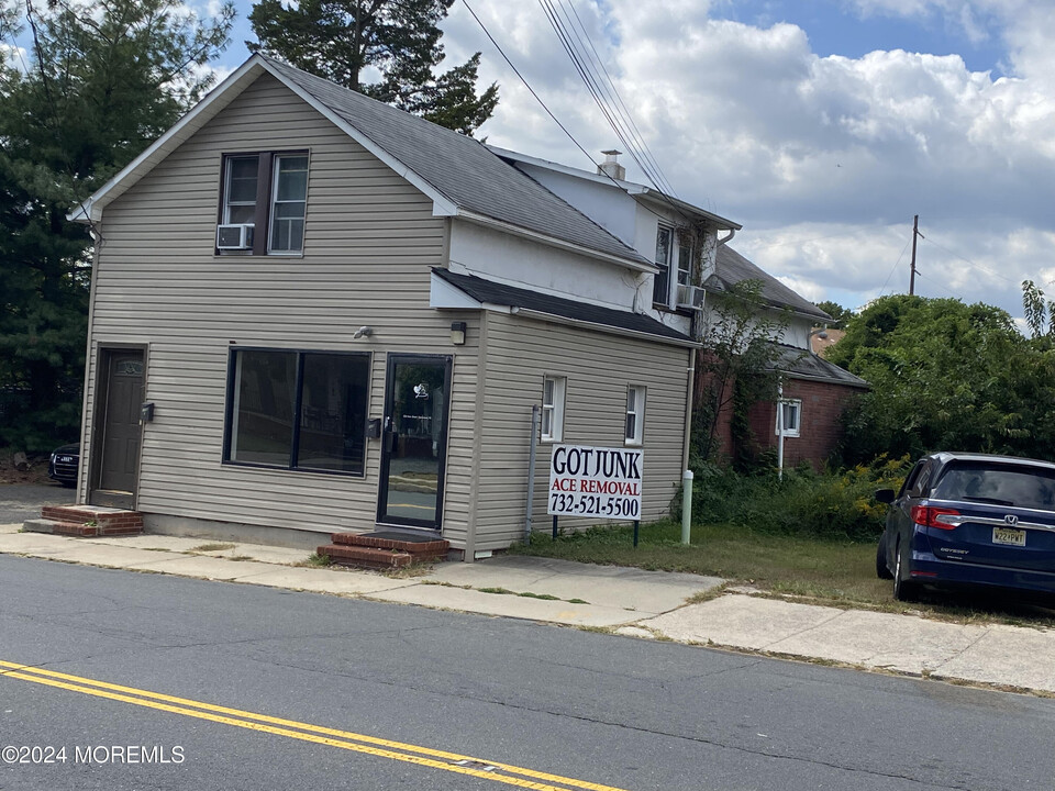 320 Main St-Unit -A in Spotswood, NJ - Building Photo