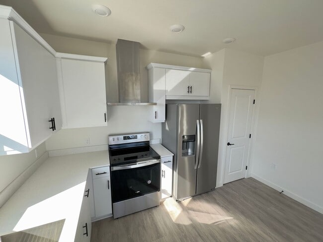 4021 F St-Unit -4021 F Logan in San Diego, CA - Building Photo - Building Photo