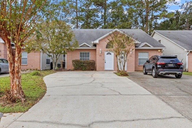 property at 2510 Golden Park Ln