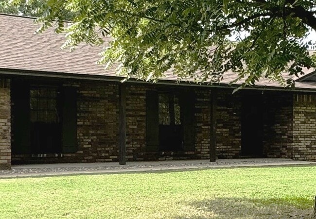 206 Robertson Ln in Pocola, OK - Building Photo - Building Photo