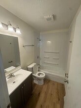 208 Lindell Dr in Normal, IL - Building Photo - Building Photo