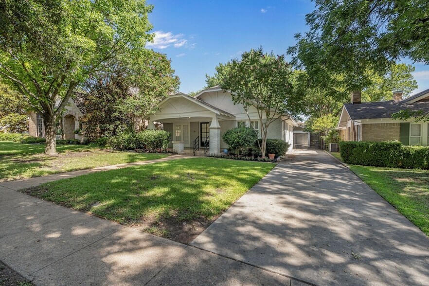 4116 Bunting Ave in Fort Worth, TX - Building Photo