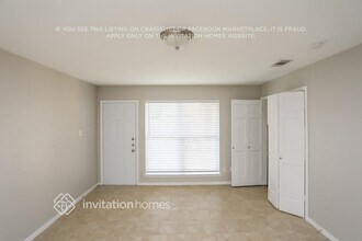 1706 Surrey Ct in Garland, TX - Foto de edificio - Building Photo