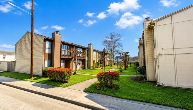 11685 Alief Clodine Rd