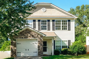 6126 Summerour Place in Charlotte, NC - Building Photo