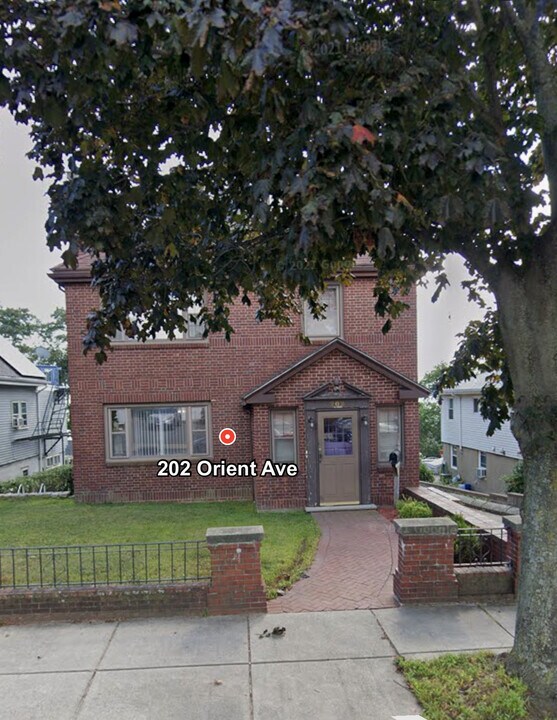 202 Orient Ave, Unit 2 in Boston, MA - Building Photo