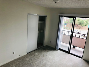 4742 W 153rd Pl in Lawndale, CA - Building Photo - Interior Photo