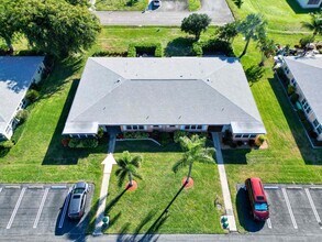 270 High Point Blvd in Boynton Beach, FL - Building Photo - Building Photo