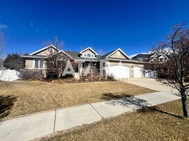 353 Bellevue Way in Draper, UT - Building Photo