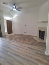 153 Snug Harbor Dr in Montgomery, TX - Building Photo - Building Photo