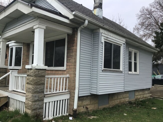 4200 W Bonny Pl in Milwaukee, WI - Building Photo - Building Photo