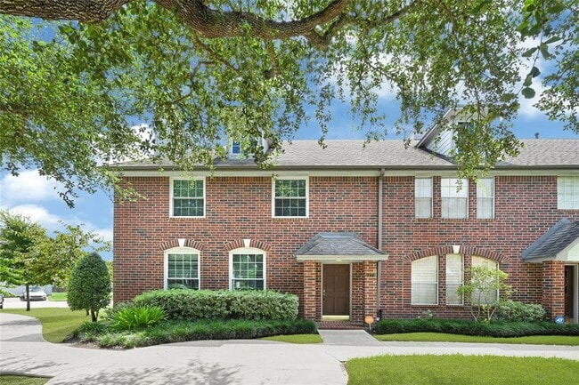 1273 El Camino Village Dr