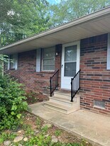 989 Gaut St SE, Unit 989