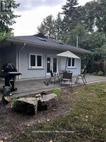 59 Hemingway Crescent in Markham, ON - Building Photo