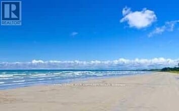 274 Coastline Dr in Wasaga Beach, ON - Building Photo - Building Photo