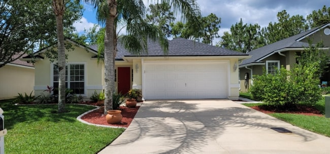 property at 810 S Lilac Loop