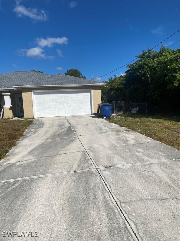 3012 69th St W in Lehigh Acres, FL - Building Photo - Building Photo