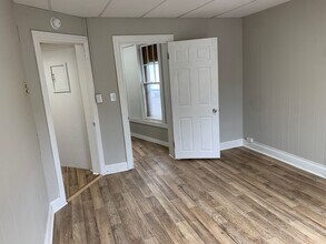 137 N Potomac St-Unit -137-1/2 in Waynesboro, PA - Building Photo - Building Photo