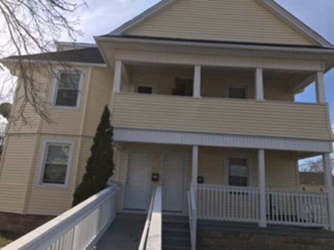 40 Stone St, Unit 40 in Manchester, CT - Building Photo - Building Photo