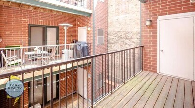 3349 N Clark St, Unit 1SW in Chicago, IL - Building Photo - Building Photo