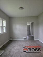 1584 W Taft St in Gary, IN - Building Photo - Building Photo