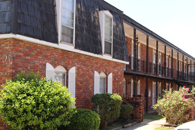 The Park at Forestdale in Birmingham, AL - Building Photo - Building Photo