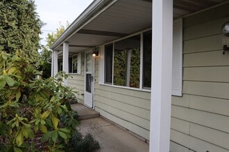 1311 NW 52nd St in Vancouver, WA - Building Photo - Building Photo