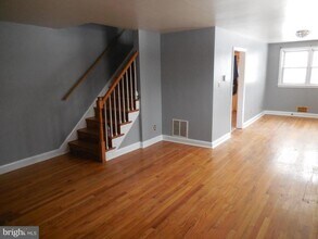 7801 Hillsway Ave in Parkville, MD - Building Photo - Building Photo