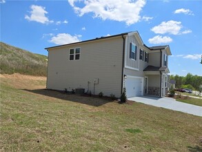 5539 Rosehall Pl in Atlanta, GA - Building Photo - Building Photo
